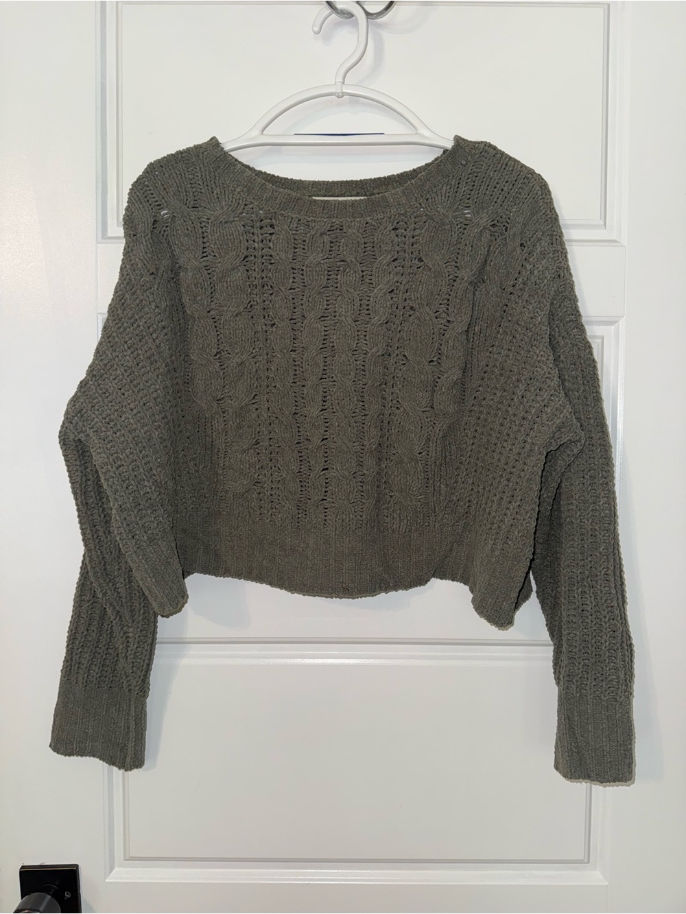 Arizona Jean Company Olive Cable-Knit Crewneck Sweater